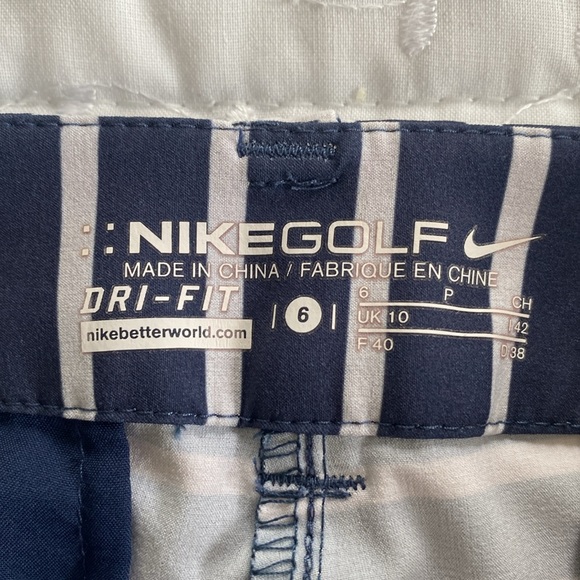 Women’s Nike Golf Shorts, size 6, navy blue with white stripes. - Picture 5 of 6